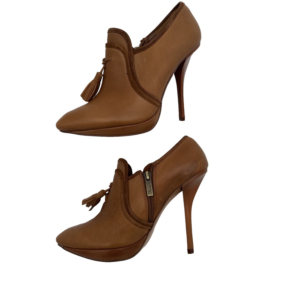 Pedro booties‎ heel  woman tan, tasseled, edgy, bohemian side zip size 7 -Y2K